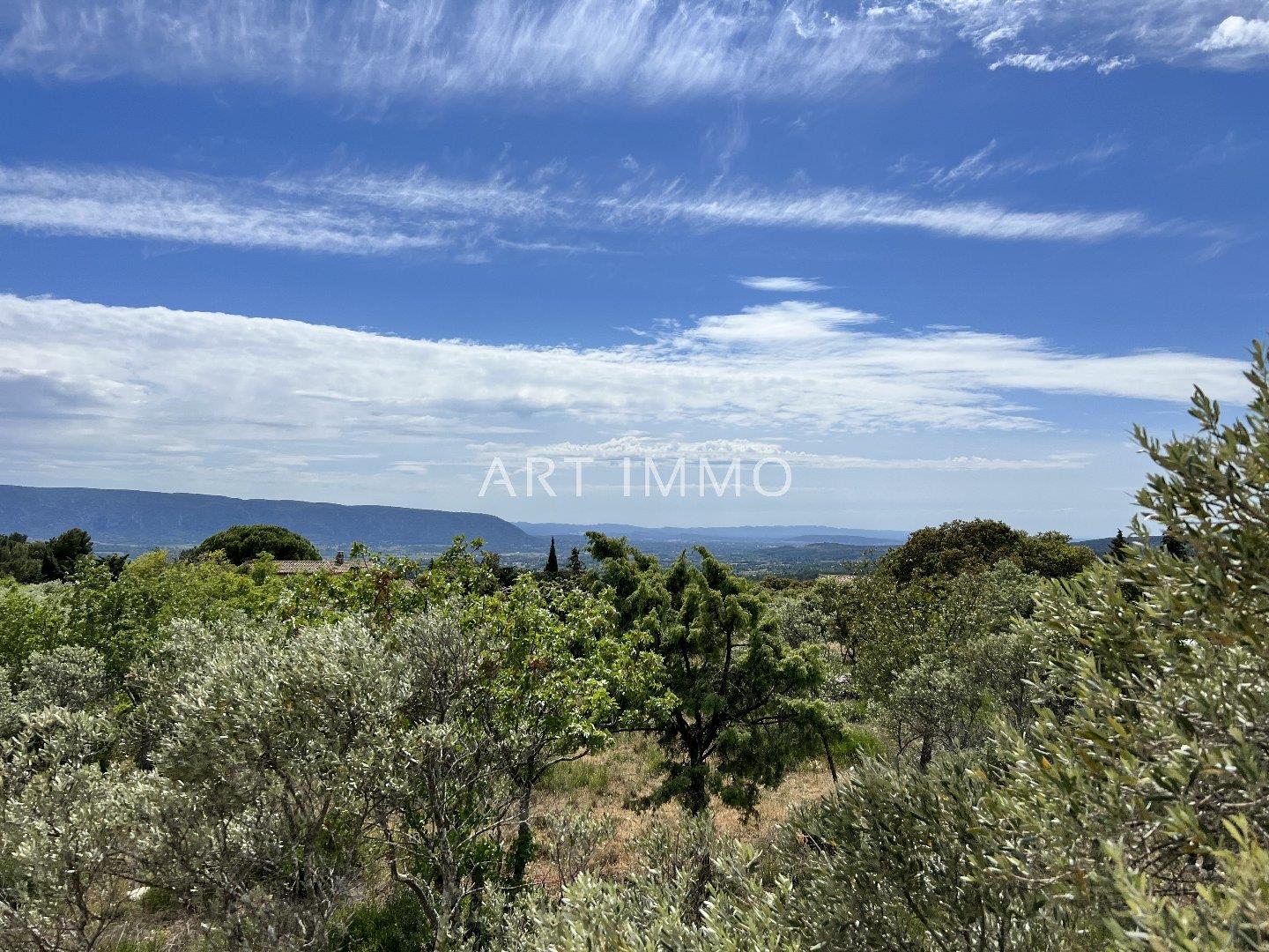 Terrain Constructible Avec Vue Panoramique À Vendre À Gordes