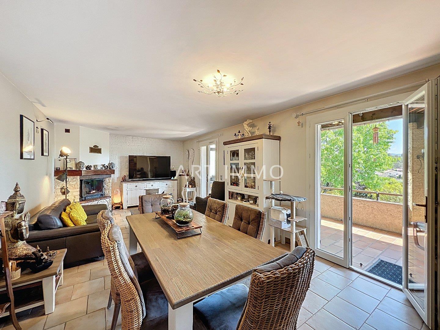 Purchase: House (84400)