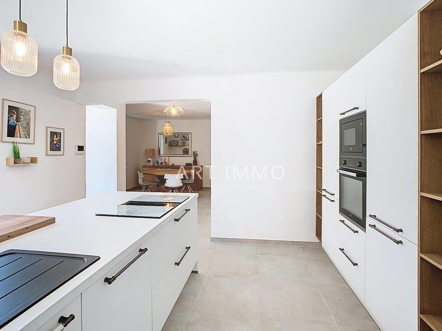 Compra: Vivenda (84440)