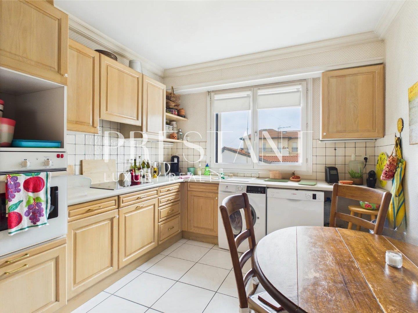 Compra: Apartamento (64200)