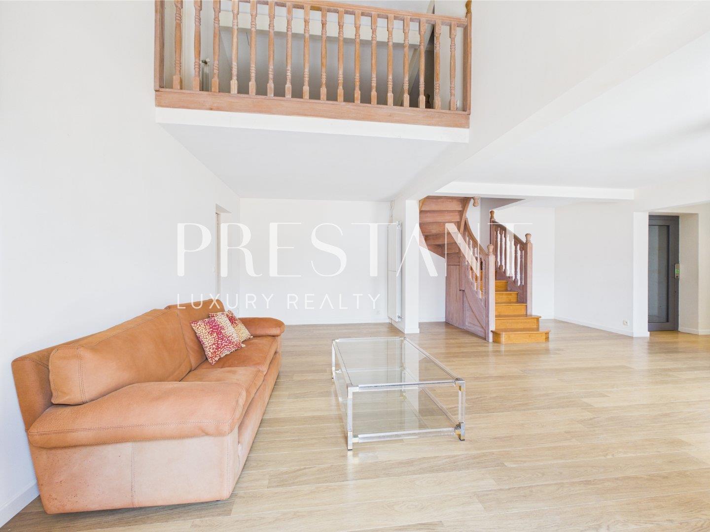 Compra: Apartamento (64200)