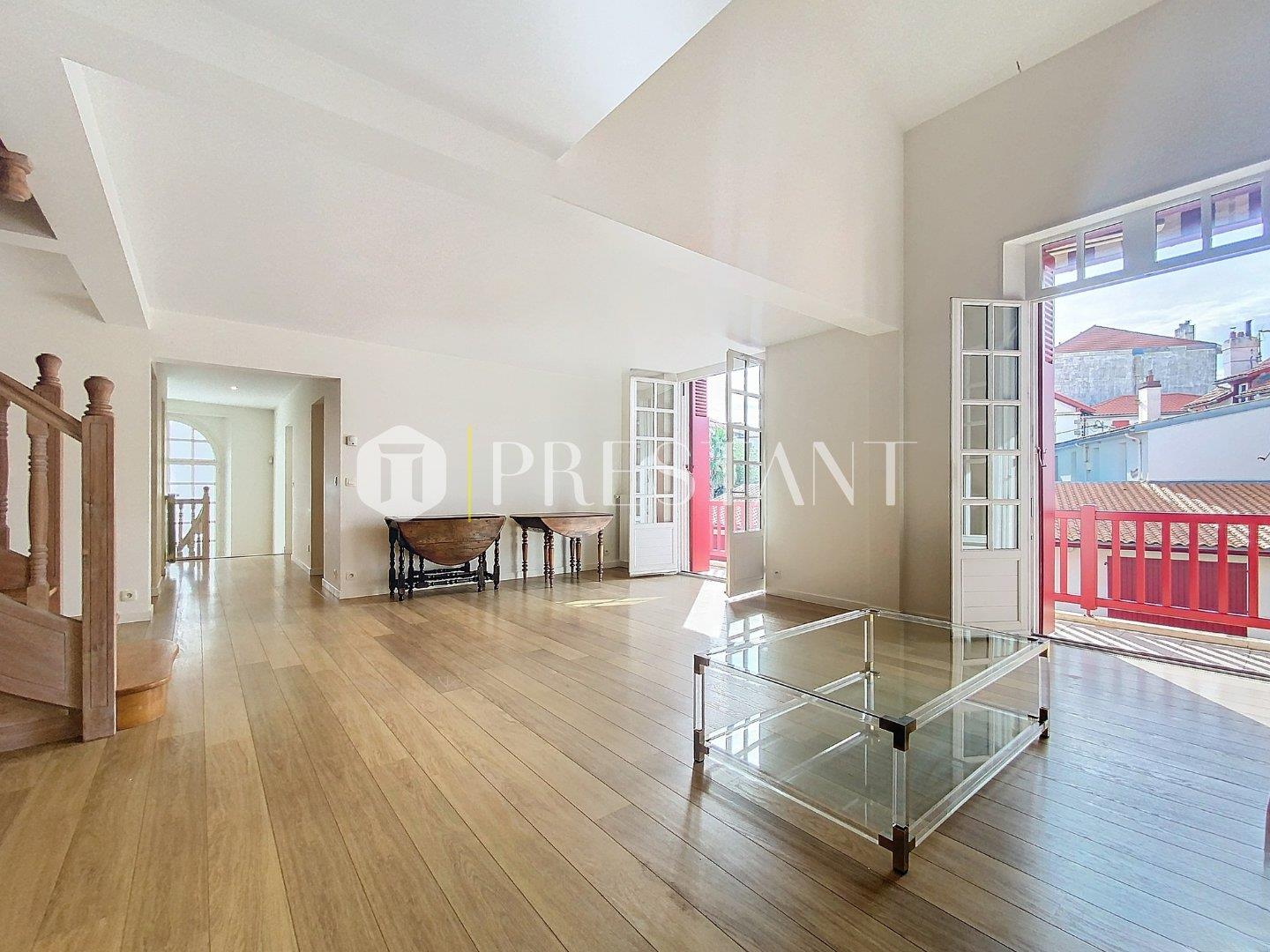 Compra: Apartamento (64200)