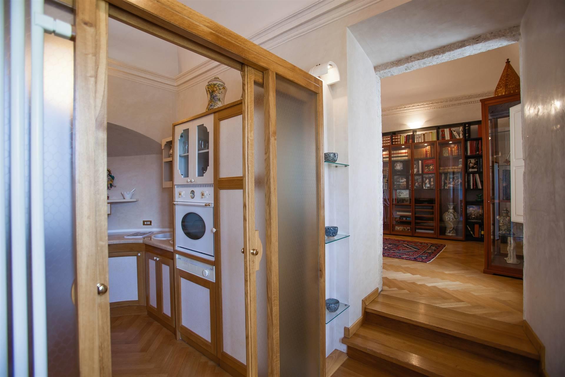 Purchase: Apartment (03033)