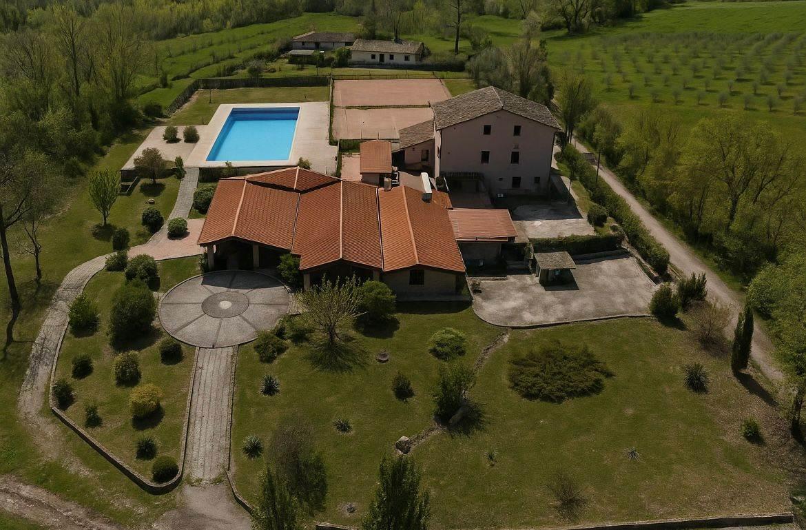 Purchase: Land (03032)