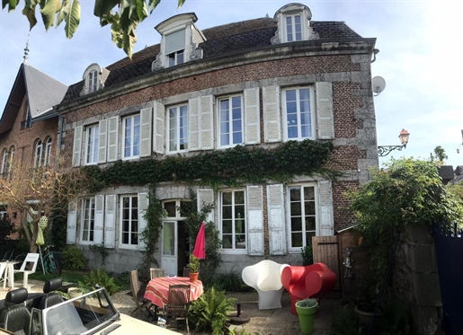 Magnificent charming residence on the banks of the Meuse with panoramic views