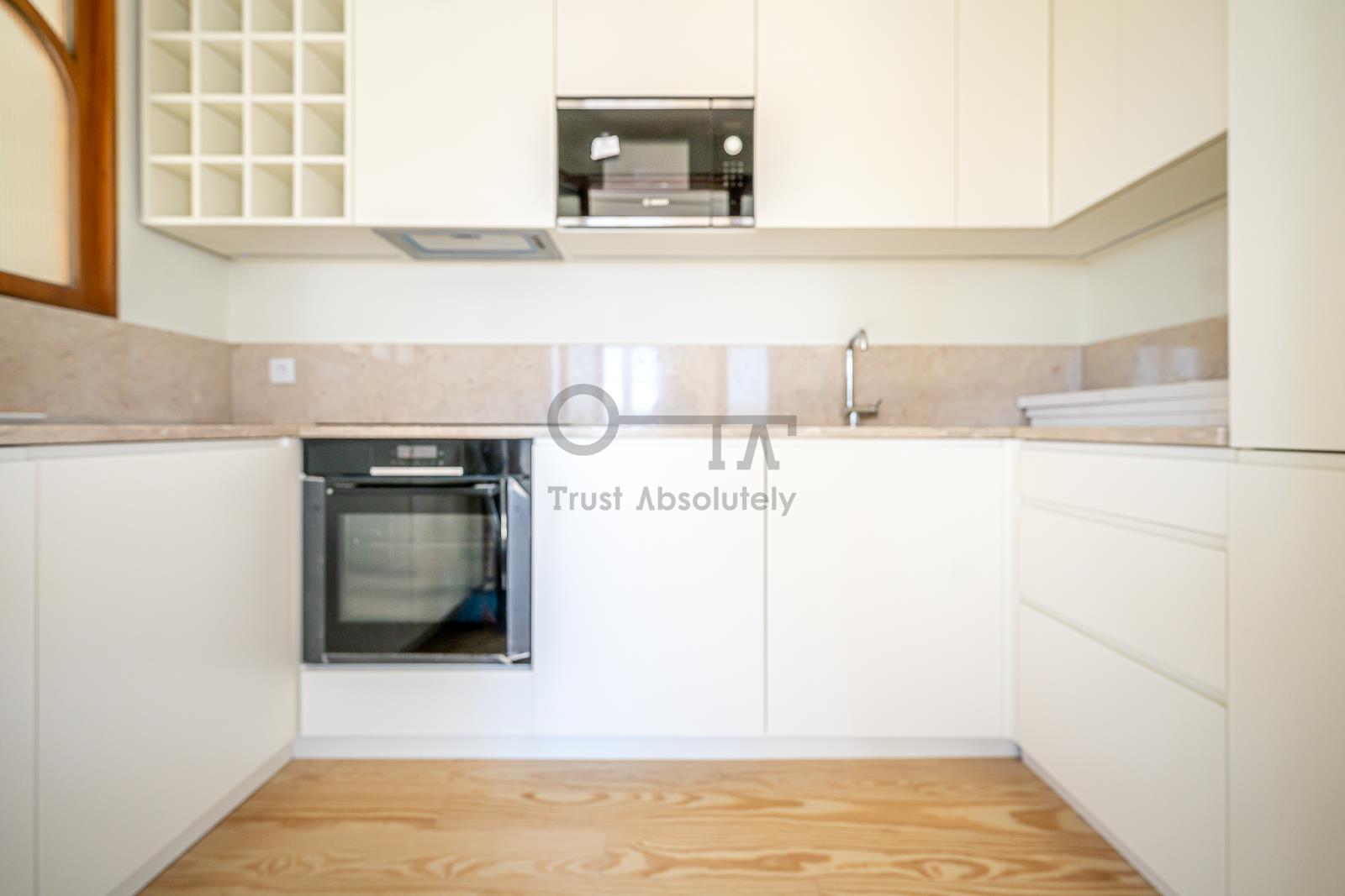Apartamento de 2+1 dormitorios en Chiado