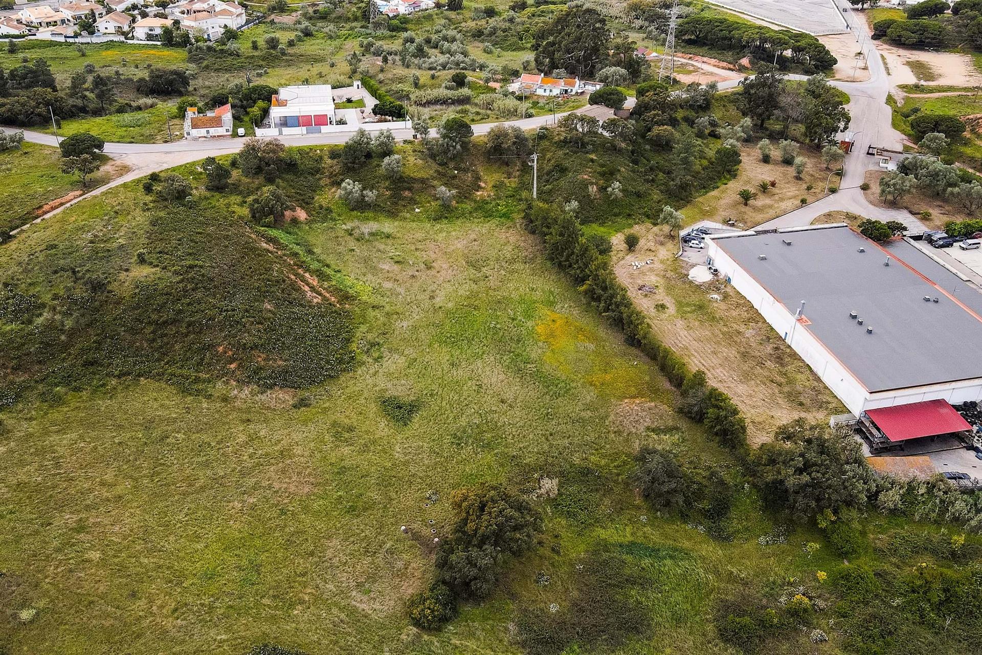 Urban land in Setúbal for construction