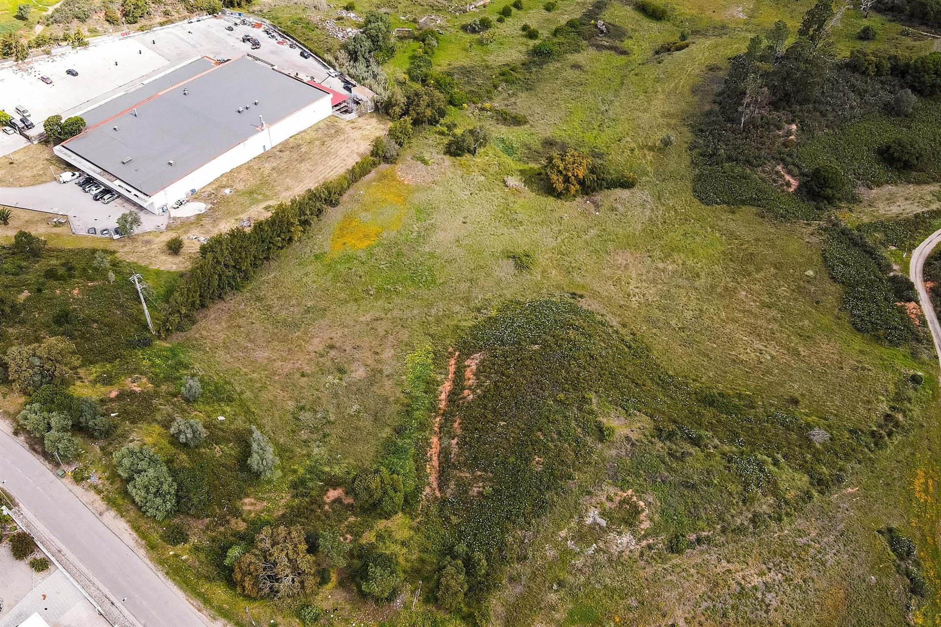 Urban land in Setúbal for construction