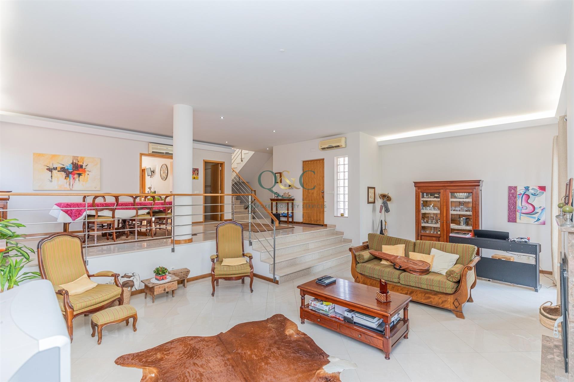 3+2 bedroom detached villa with modern architecture, located in a residential area in Montenegro, Fa