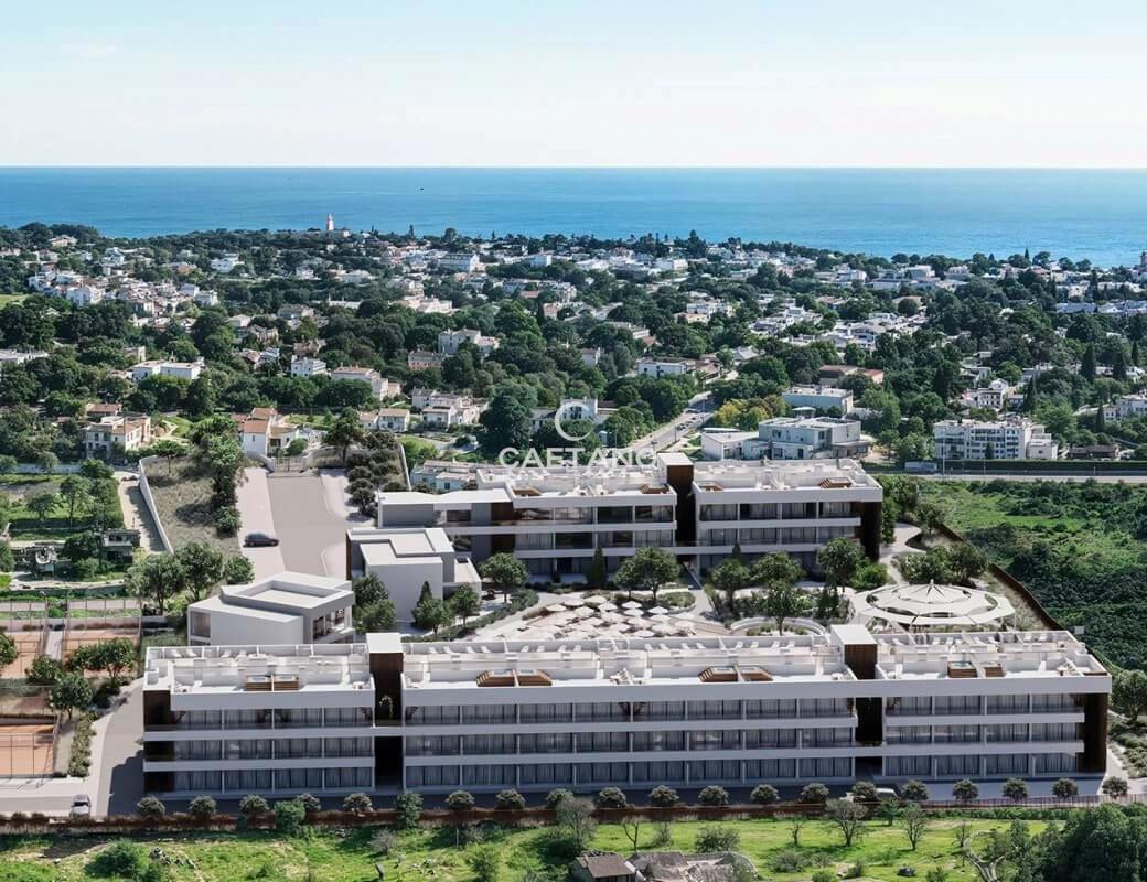 2-Zimmer-Wohnung mit Dachterrasse und Whirlpool zum Verkauf in Carvoeiro an der Algarve