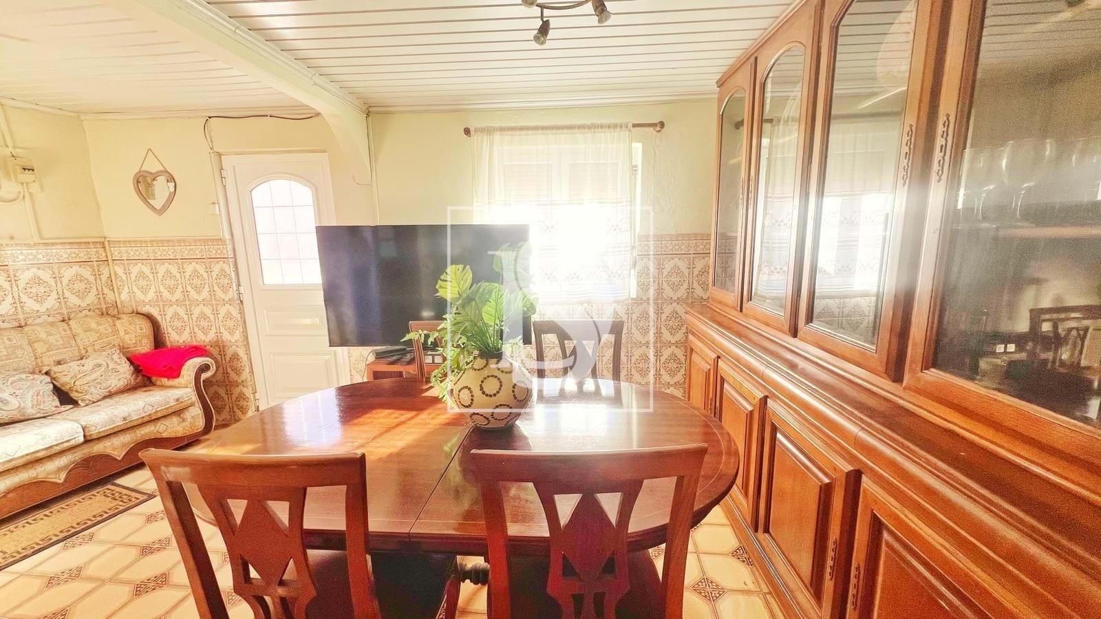 Villa met 3 slaapkamers in het hart van Ereira