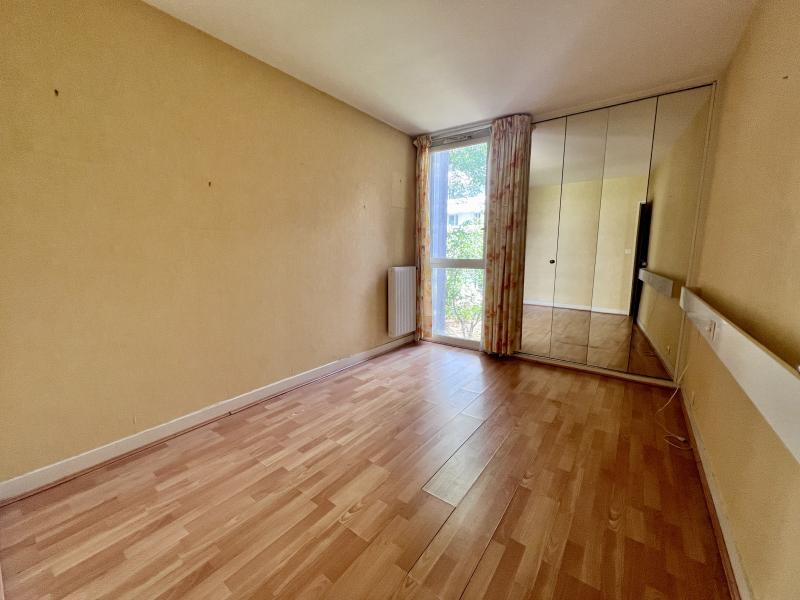 Purchase: Apartment (45100)