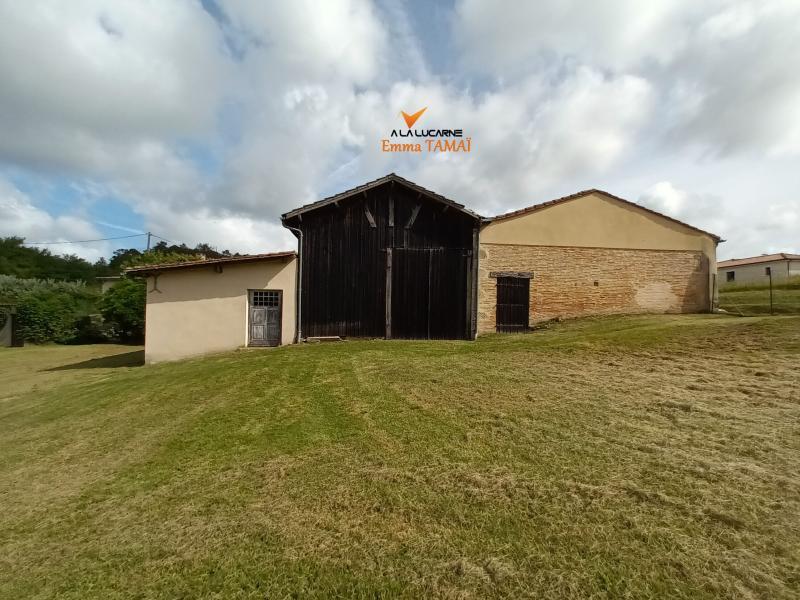 House F4