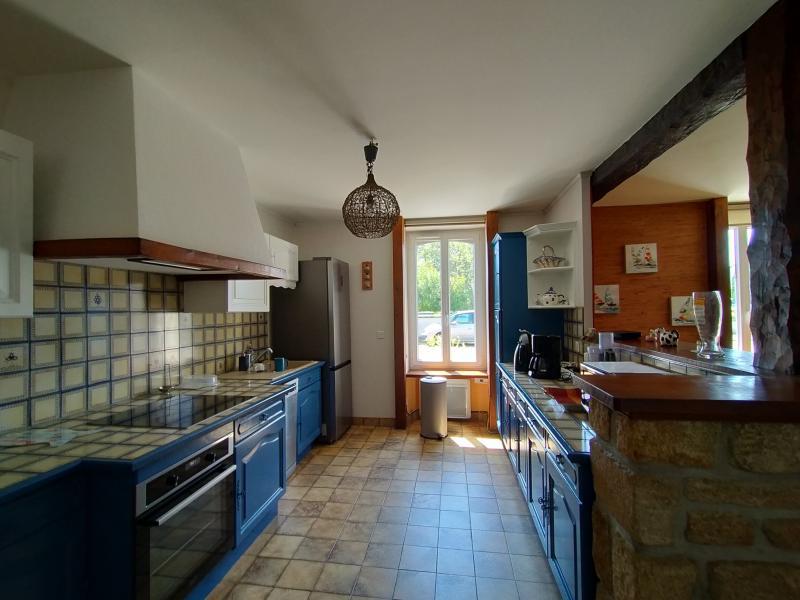 House F8