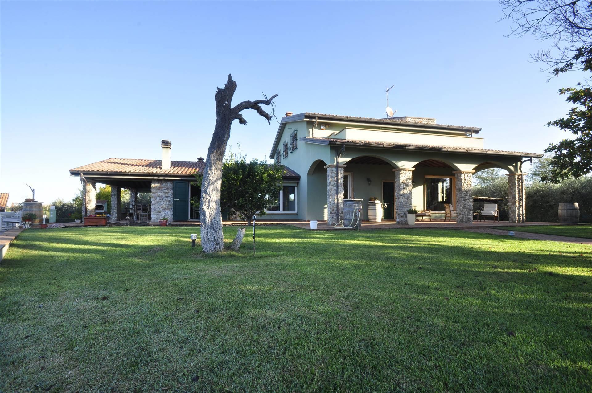 2 Bedrooms - Villa - Tuscany - For Sale - A6756rva