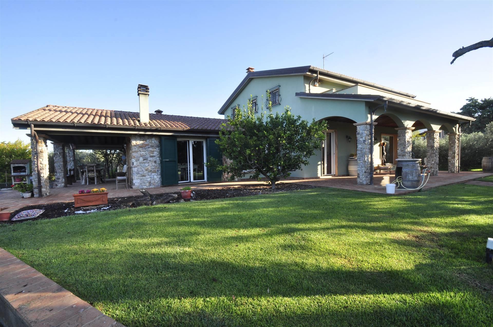 2 Bedrooms - Villa - Tuscany - For Sale - A6756rva