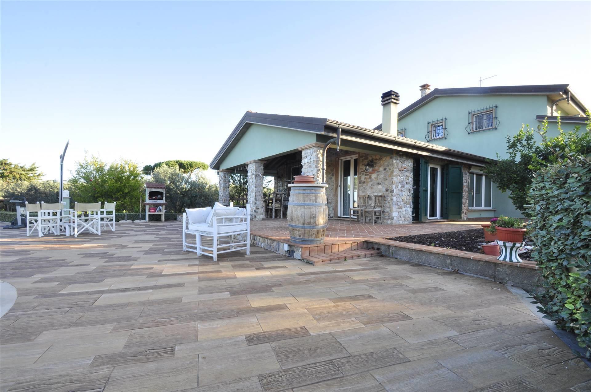 2 Bedrooms - Villa - Tuscany - For Sale - A6756rva