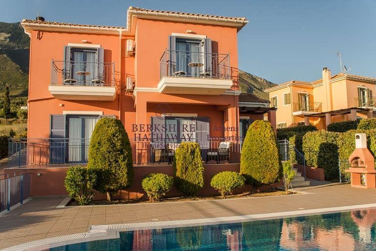 (For Sale) Residential Residence complex || Kefalonia/Eleios - 368 Sq.m, 8 Bedrooms, 1.000.000€