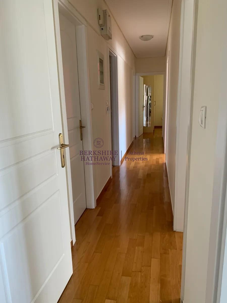 (For Sale) Residential Floor Apartment || Athens South/Palaio Faliro - 170 Sq.m, 4 Bedrooms, 780.000
