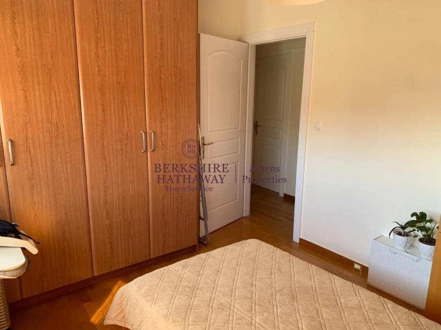 (For Sale) Residential Floor Apartment || Athens South/Palaio Faliro - 170 Sq.m, 4 Bedrooms, 780.000