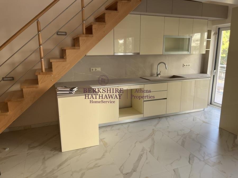 (For Sale) Residential Maisonette || Athens South/Glyfada - 90 Sq.m, 2 Bedrooms, 680.000€