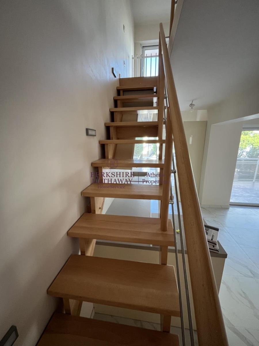 (For Sale) Residential Maisonette || Athens South/Glyfada - 90 Sq.m, 2 Bedrooms, 680.000€