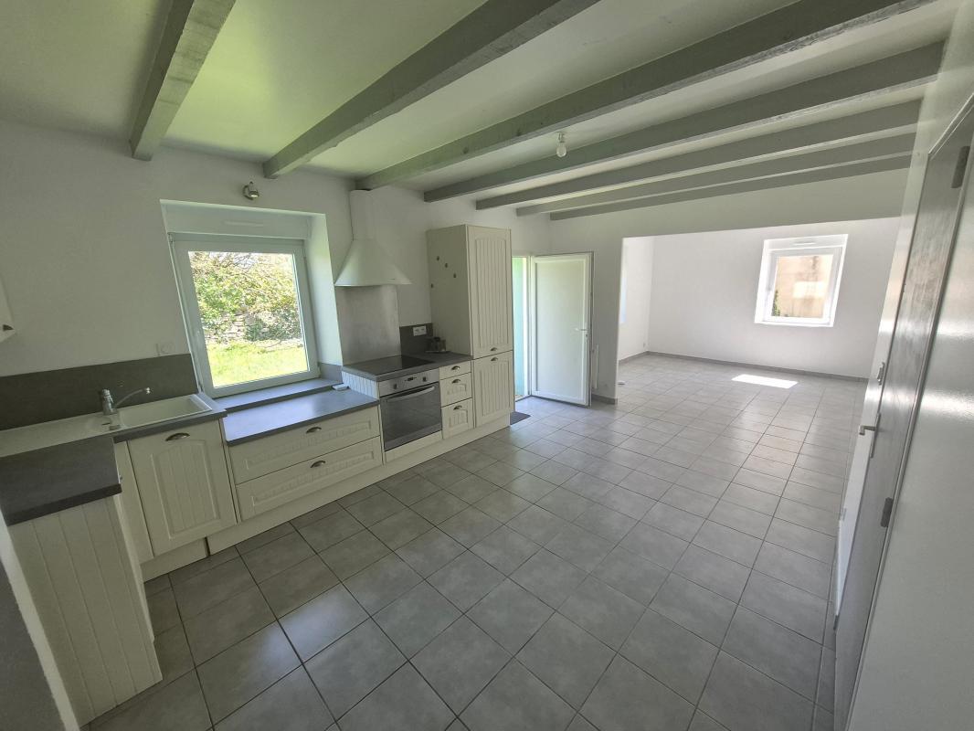 House 68 m² - Mahalon