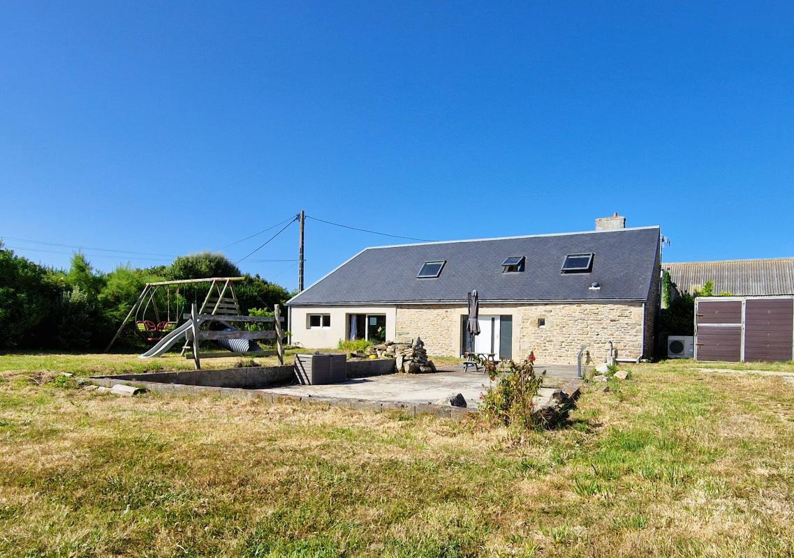 House of 106 m² - 4 rooms - Plozévet