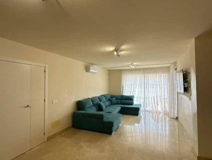 Purchase: Apartment (38679)