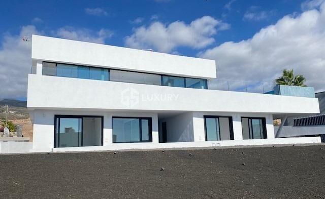 Purchase: House (38680)