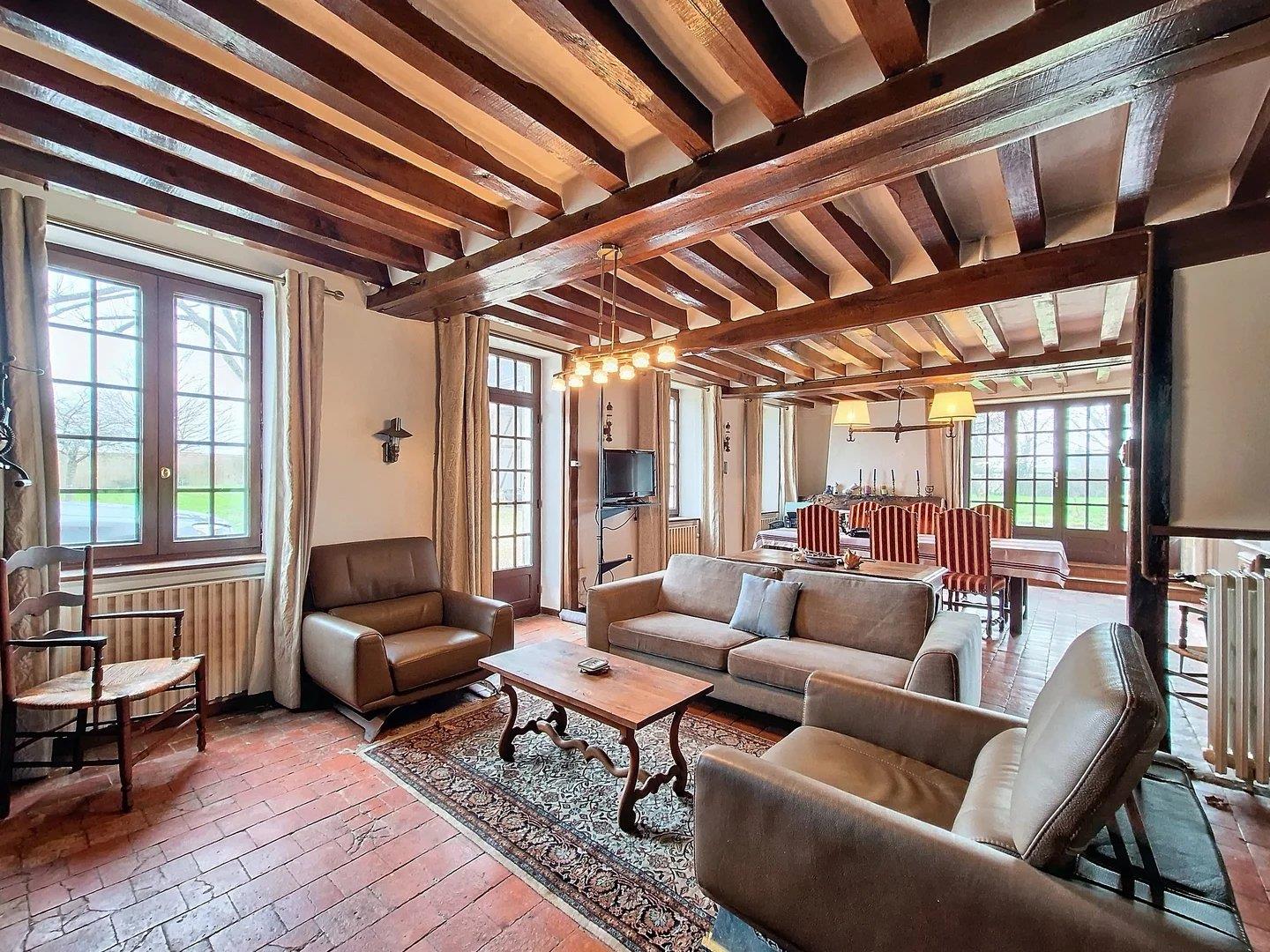 In Montliard, property of character.