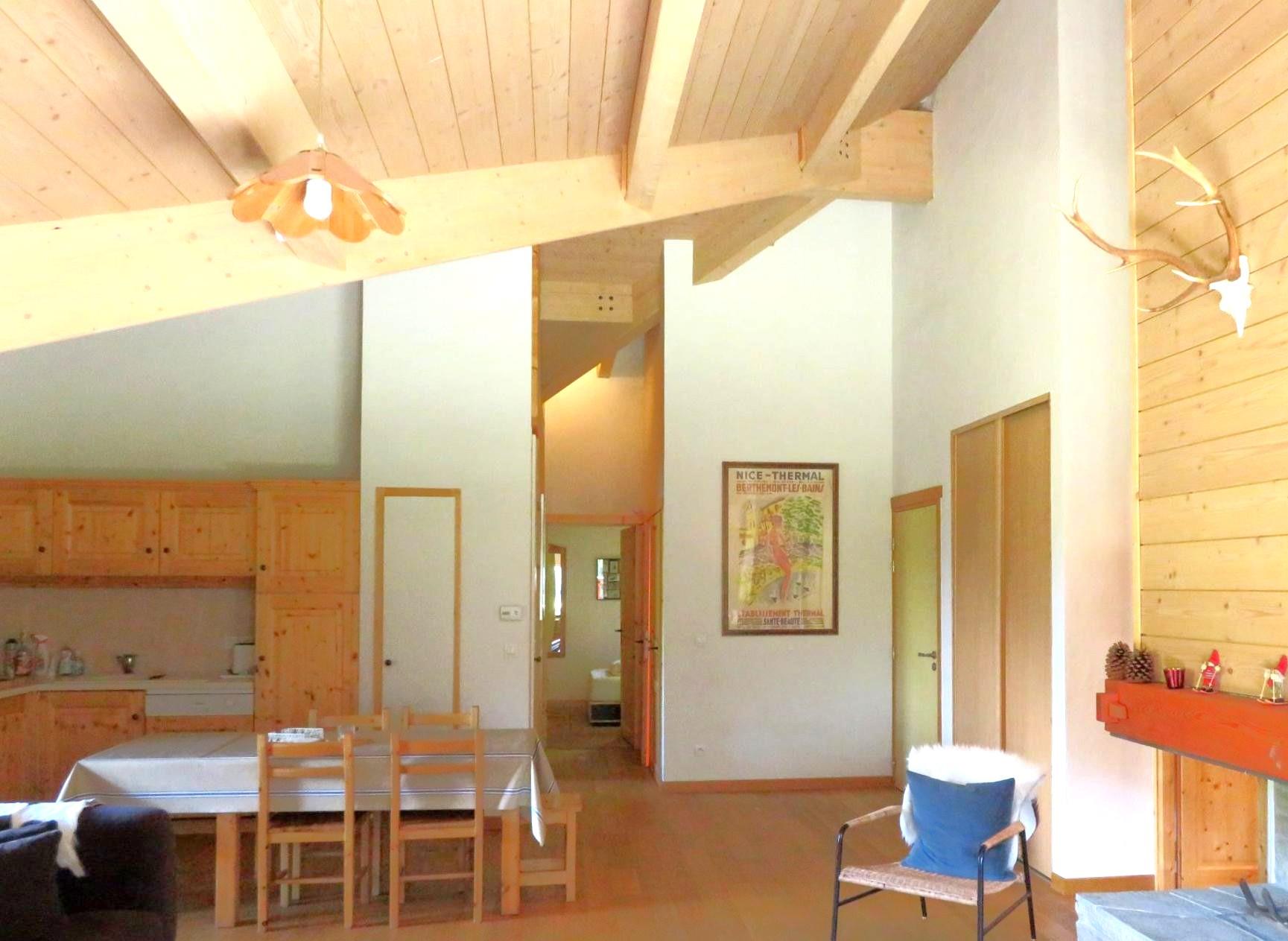 4 bedroom south facing penthouse apartment 160m from the cable car (A) (Ap)