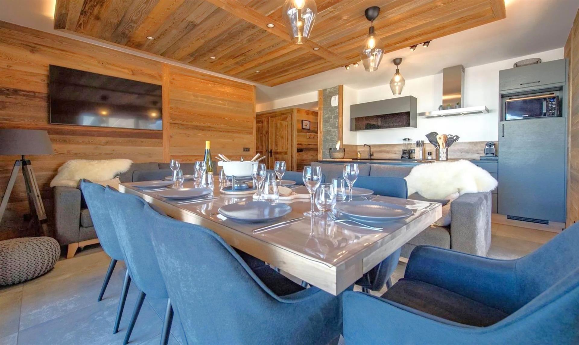 Brand new luxury off plan 4 bedroom apartments for sale in La Toussuire (A) (Ap)