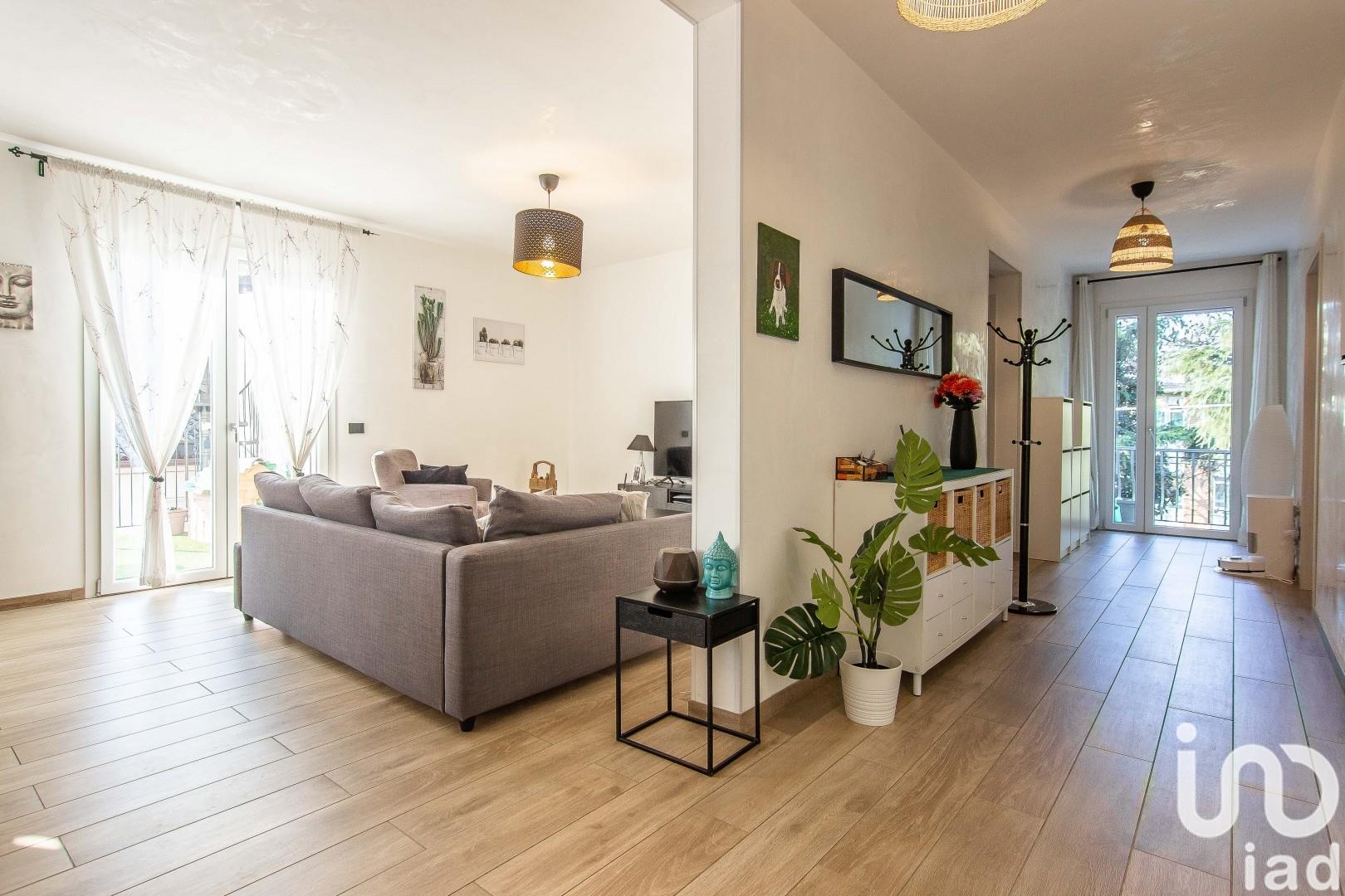 Sale Apartment 215 m² - 3 bedrooms - Vicenza