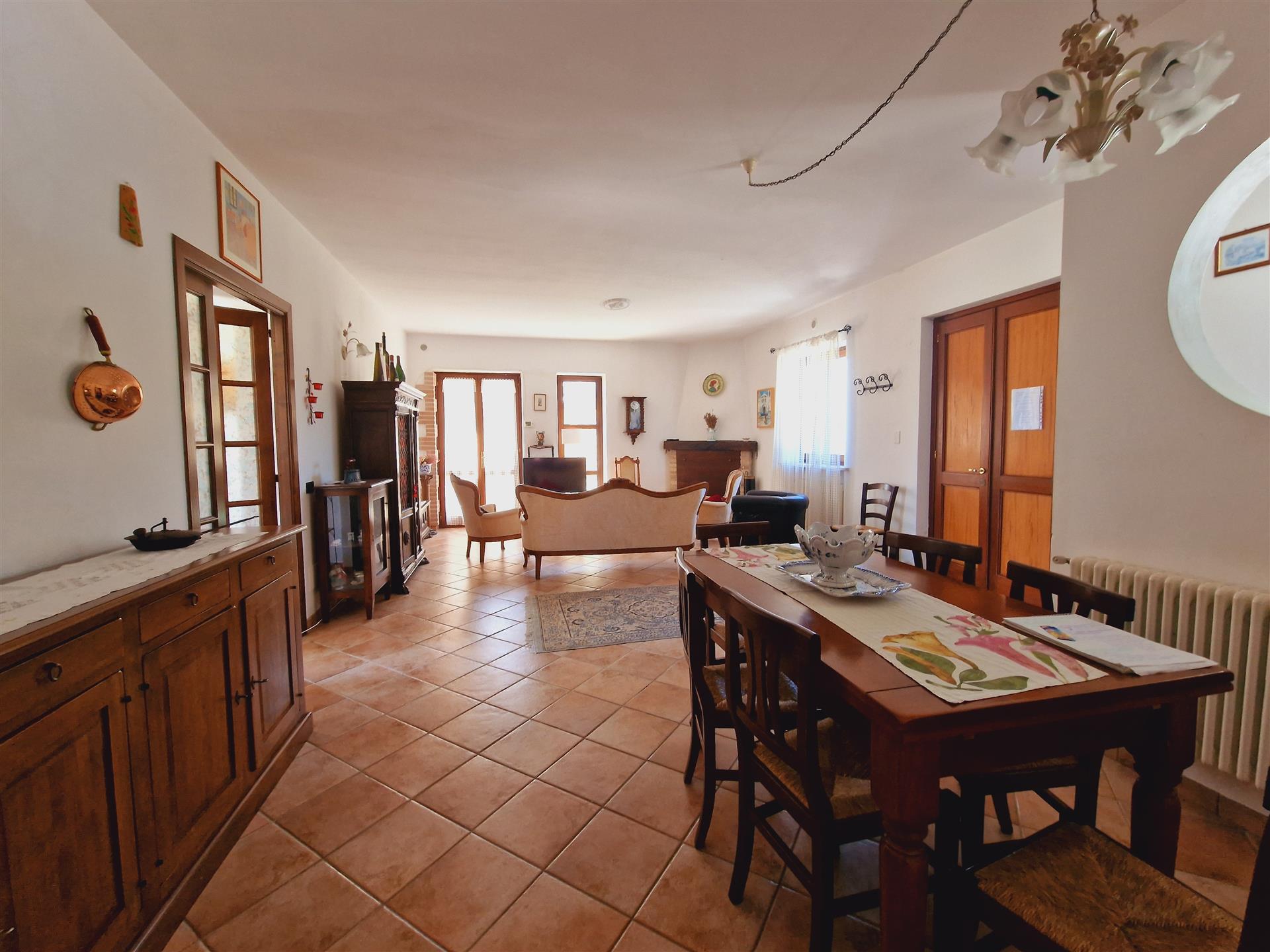 Farmhouse with depandance and swimming pool