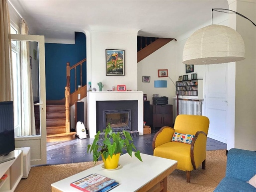 Purchase: House (24440)