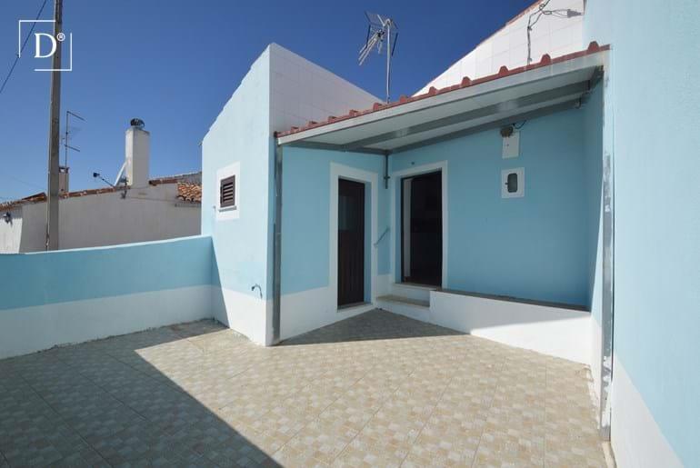 Cozy Townhouse with spacious garage in Roncão de Baixo, Mértola