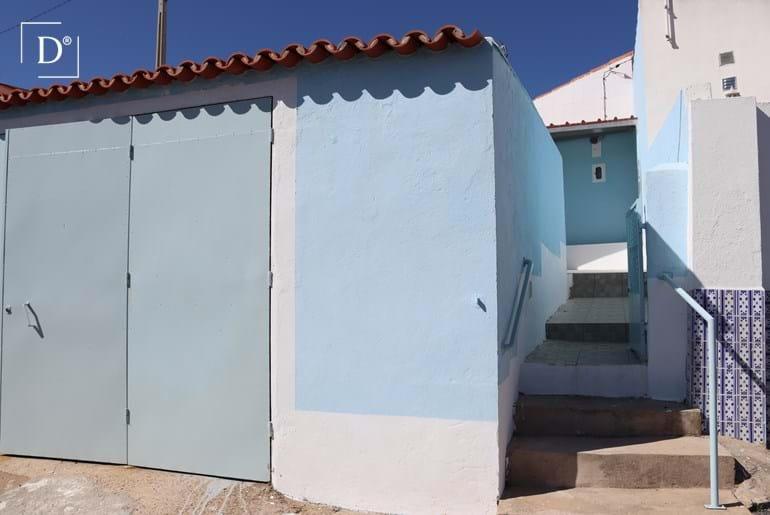 Cozy Townhouse with spacious garage in Roncão de Baixo, Mértola
