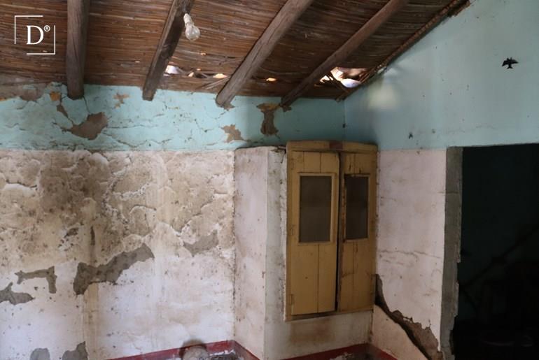 Traditional semi-detached country house for renovation