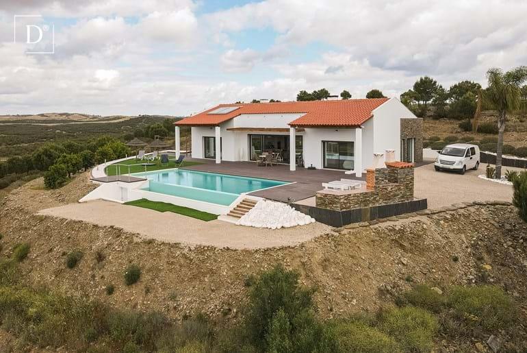 Gorgeous Homestead near Mertola