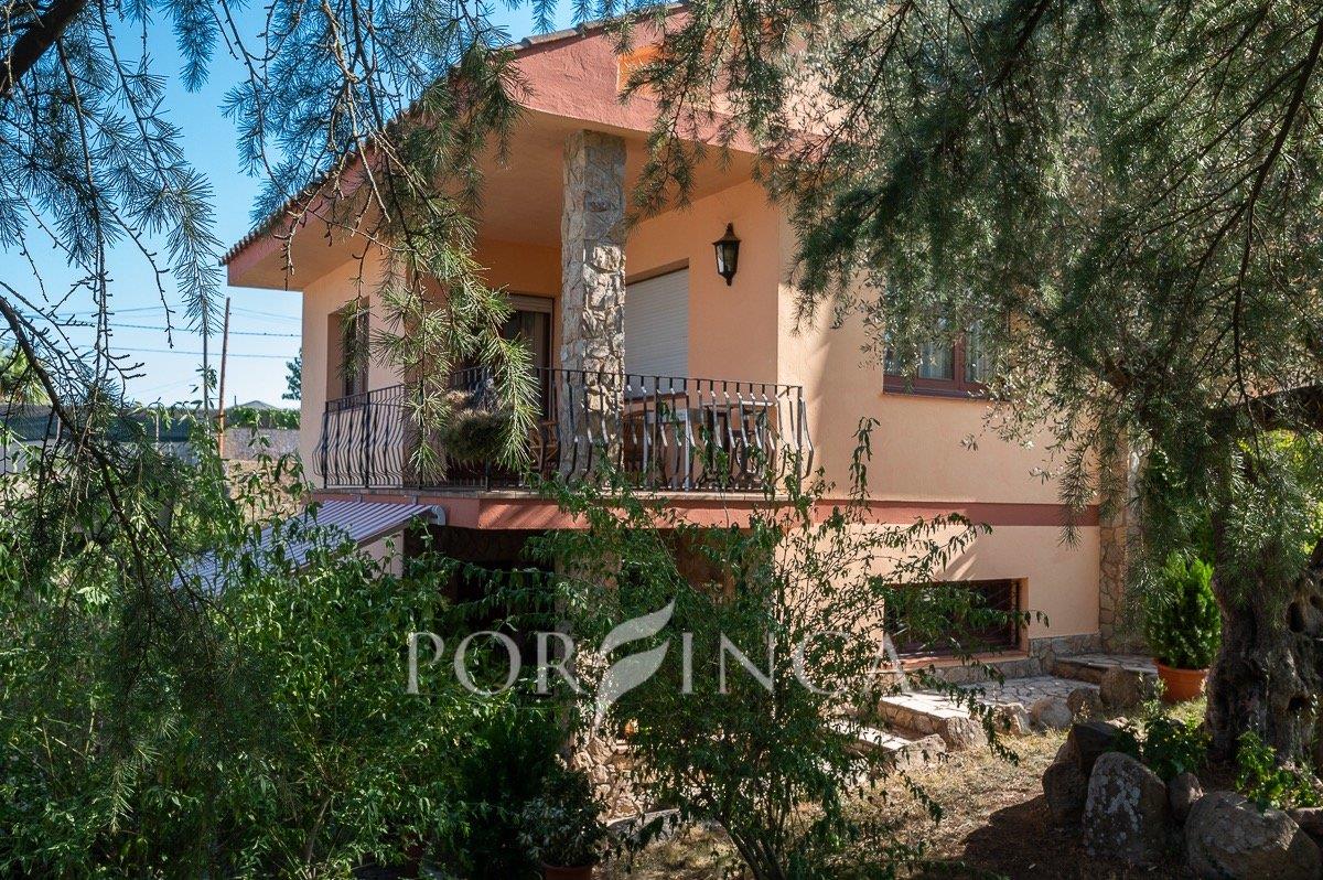Purchase: House (17240)