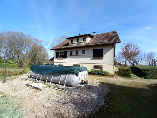 Huis in een groene omgeving van meer dan 1 hectare 5 in Arlay