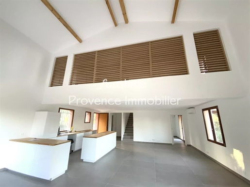 Under Offer - Modern Villa With Pool - 4 Bedrooms