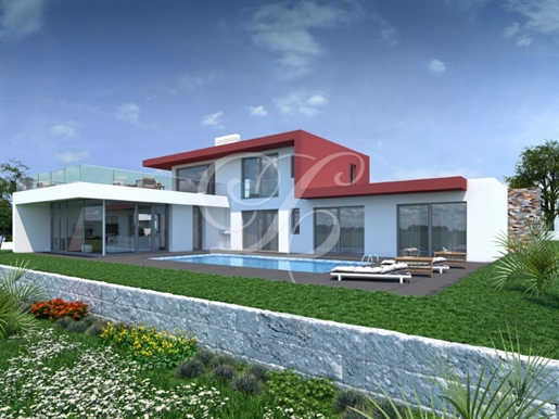 Casa de 4 dormitorios con piscina en Atouguia-Peniche