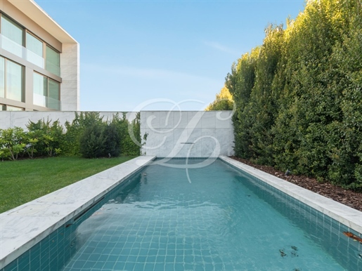 Villa 3+1 chambres avec piscine | Legacy Cascais