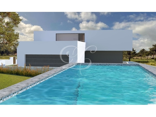 4 Bedroom Villa with pool located in Sintra