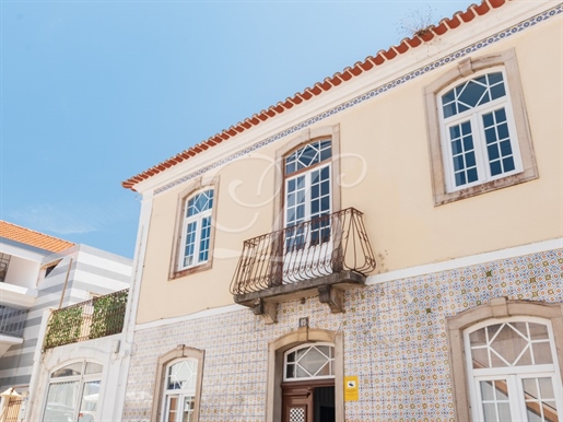 3 Apartment Building | Sintra