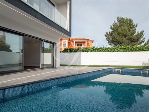 Villa de 4 dormitorios con piscina | Cascais