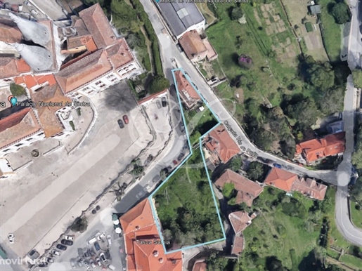 Plot with approved project located in Sintra