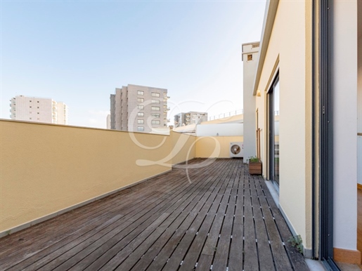 4 bedroom Duplex | Lisbon